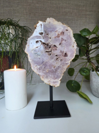 Roze Amethist - op standaard - no.5 - 21/29 cm