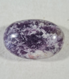 Lepidoliet Palmsteen Edelsteen 5 cm no.6