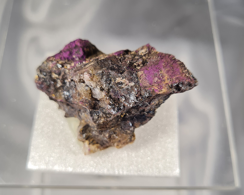 Purpuriet ruw in doosje no.04 - 4,1 cm