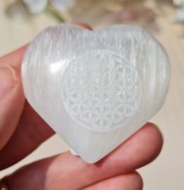 Seleniet - hart - Knuffelsteen met - Bloem des levens