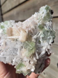 Stilbiet - Apofylliet met Scolesiet