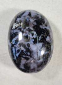 Gabbro - Merliniet Handsteen no.2 - 5 cm