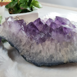 Amethyst Crystal Cluster - Purple - 10 cm