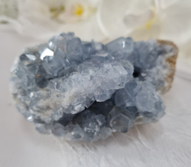 Celestien Edelsteen Cluster Geode - Madagaskar - 10cm - Blauw