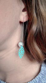 Oorbellen - Leaf & Pearl - Ear Threader