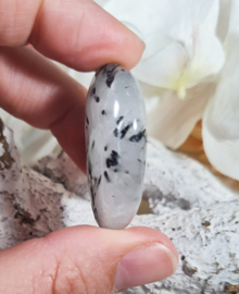 Toermalijn in Kwarts Platte Steen 4 cm no.6 Edelsteen