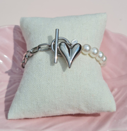 Armband Love Pearls - Rvs en Parels  Zilverkleur