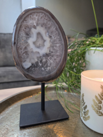 Agaat Edelsteen Geode op standaard Eindstuk