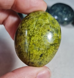 Groene Opaal Palmsteen Edelsteen no.11 - 4 cm