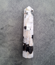 Regenboog maansteen - Obelisk - no.3 - 9,5 cm