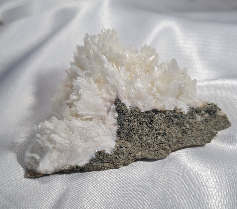 Zeoliet Thomsoniet Calciet en Natroliet no.10