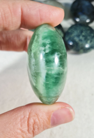 Fluoriet Groen Handsteen Edelsteen no.3 - 4,5 cm