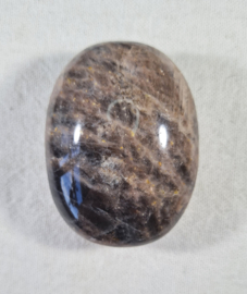 Zwarte Maansteen Palmsteen Edelsteen no.02 - 5,5 cm