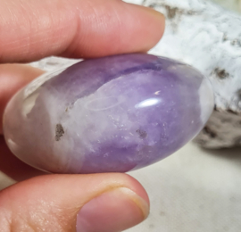 Amethist Handsteen no.3 Edelsteen 4,5 cm