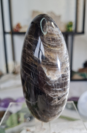 Zwarte Maansteen Edelsteen Sculptuur 9 cm no.2