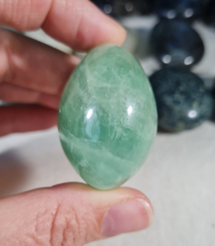 Fluoriet Groen Handsteen Edelsteen no.2 - 5 cm