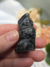 Uil Larvikiet Edelsteen 4 cm - Bescherming en Intuïtie - div. soorten