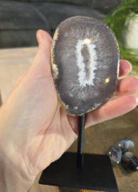 Agaat Edelsteen Geode op standaard