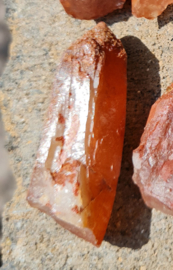 Rode Bergkristal punt - Hematoiet -  Marokko - no.5 - 4 cm