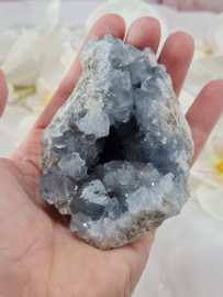 Celestien Edelsteen Cluster Geode - Madagaskar - 9cm - Blauw