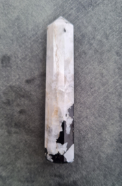 Regenboog maansteen - Obelisk - no.3 - 9,5 cm