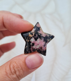 Rhodoniet Edelsteen Ster no.2