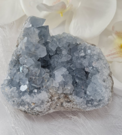 Celestine Geode Blue Crystal - 8 cm