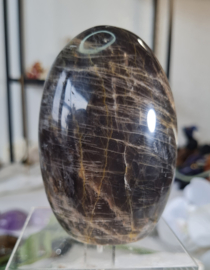 Zwarte Maansteen Edelsteen Sculptuur 9 cm no.2