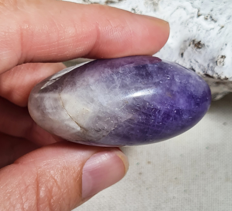 Amethist Handsteen no.4  - 4,5 cm Edelsteen