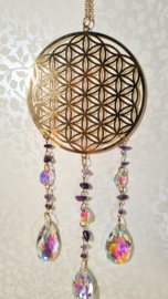 Raamhanger Suncatcher Levensbloem Goudkleur met Amethist