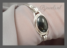 Handgemaakte zilveren armband met onyx