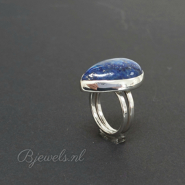 Zilveren ring met Lapislazuli