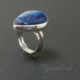 Zilveren ring met Lapislazuli