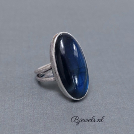 Handgemaakte zilveren ring Blauwe labradoriet