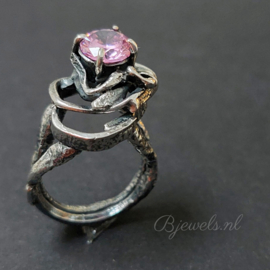 Handgemaakte ring "fused pink"
