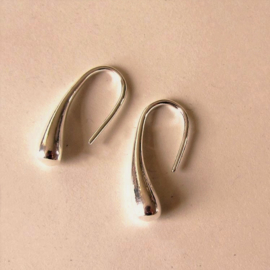 Zilveren druppel-oorhangers (korte steker)