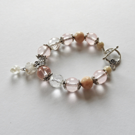 Armband van oud-roze glas en kristal (20 cm lang)