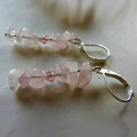 Armband + oorbellen van rozenkwarts met roze kristallen