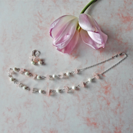 Ketting + oorbellen van rozenkwarts met kristal (50 cm lang)