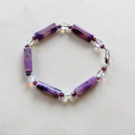 Armband van lila keramiek met maansteen en kristallen (20 cm)