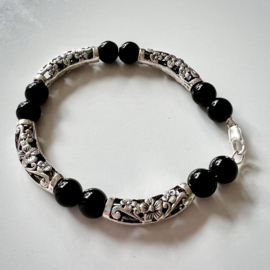 Armband van Tibetaans zilver en onyx (18,5 cm lang)