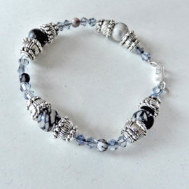 Armband van grijze natuursteen met kristal en tibetaans zilver (18,5 cm)