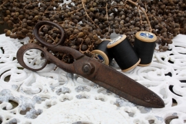 Antieke stoffenschaar/kleermakersschaar (23 cm)