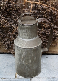 Oud melkbusje