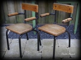 Set vintage Tubax (kinder)schoolstoeltjes uit 1957