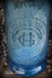 Franse blauwe spuitfles met gravure