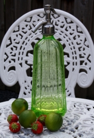 Franse anna groene (uraniumglas) spuitfles