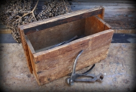 Handgemaakt houten gereedschapskistje