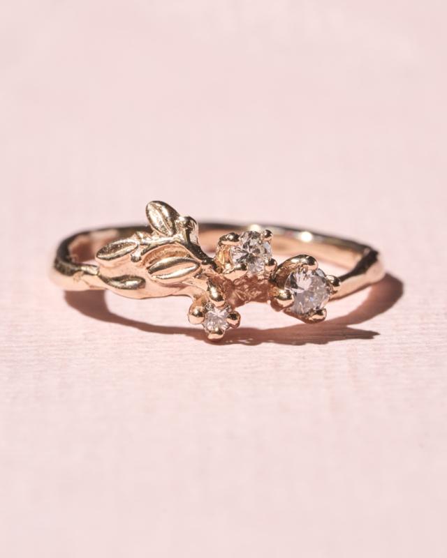 Romantische ring met diamantjes