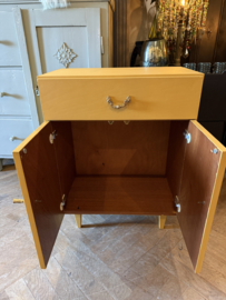 Vintage klein strak kastje